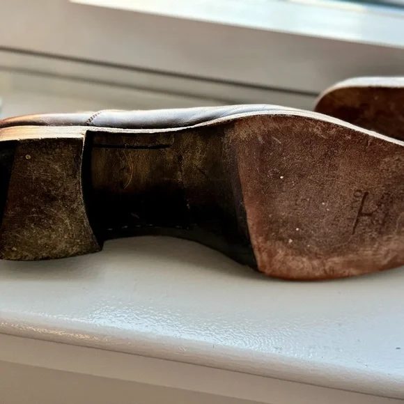 Men’s Salvatore Ferragamo Classic Dress Shoe - - Picture 8 of 11